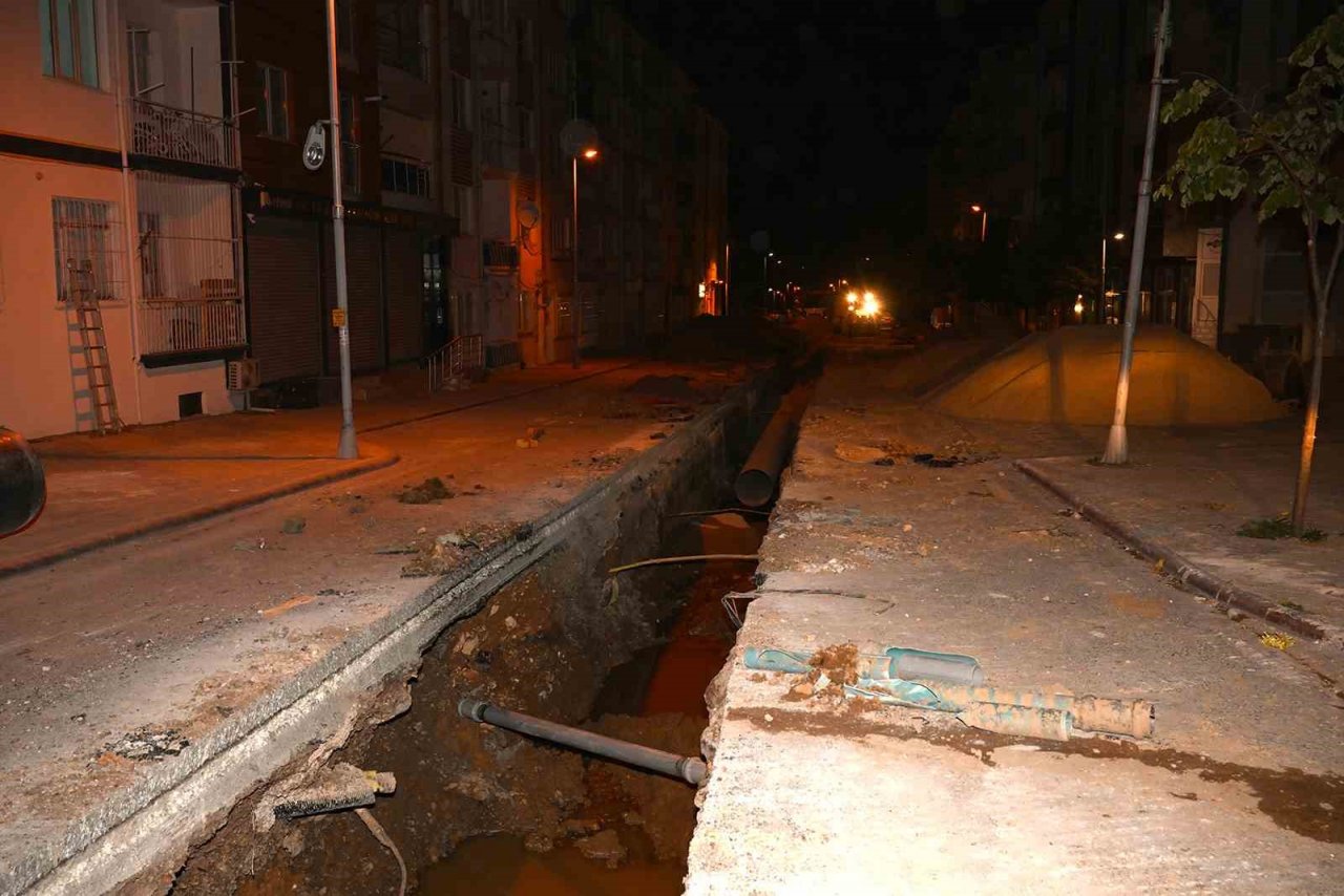 Başkan Gürkan, 700’lük ana isale hattı çalışmalarını inceledi