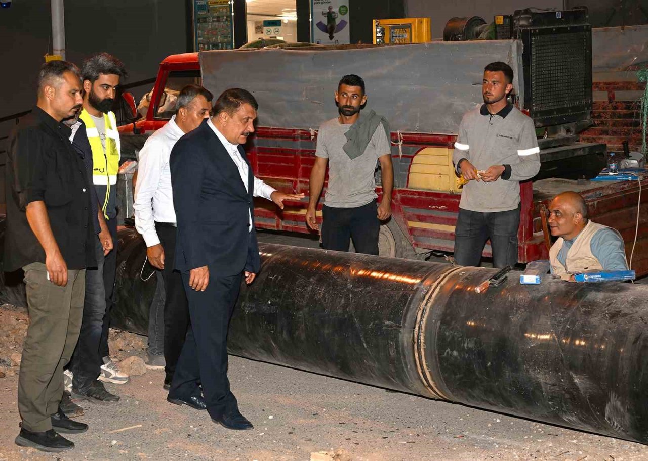 Başkan Gürkan, 700’lük ana isale hattı çalışmalarını inceledi