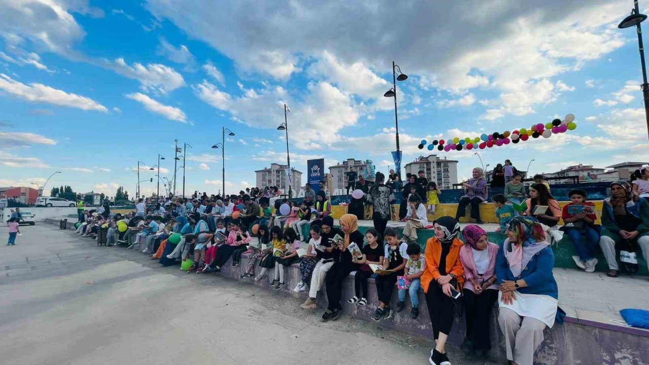 UDER, 8 Eylül Dünya Okuma Yazma Günü’nü Ağrı’da çocuklarla geçirdi
