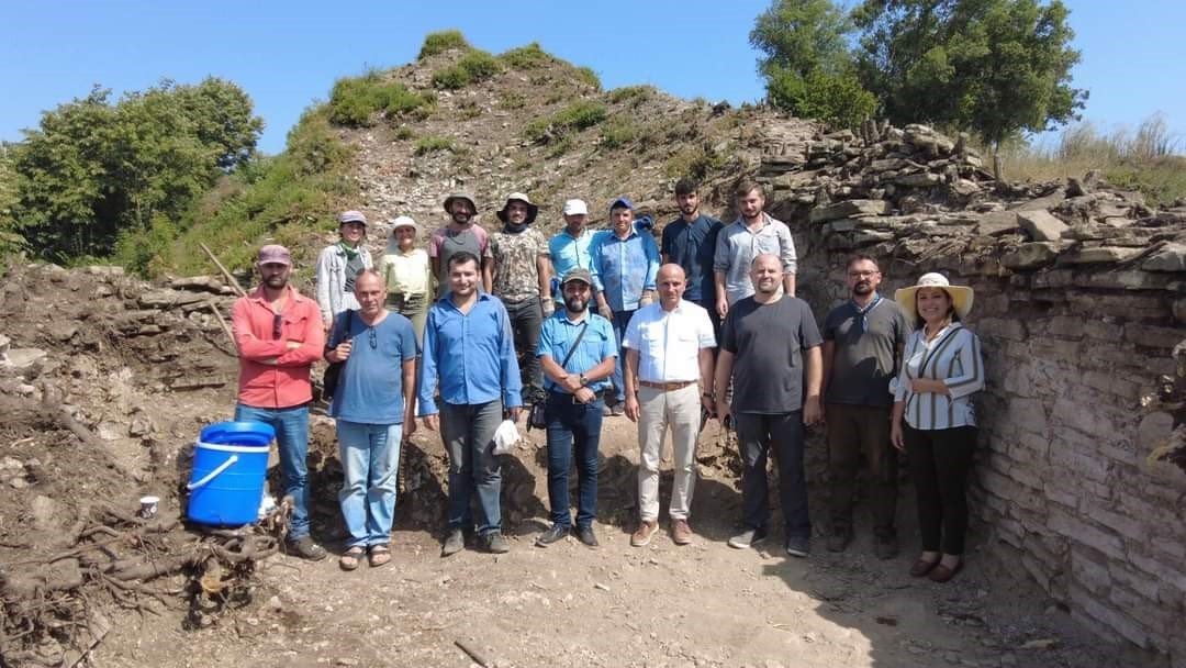 Altınova, yatırımlarla büyüyor