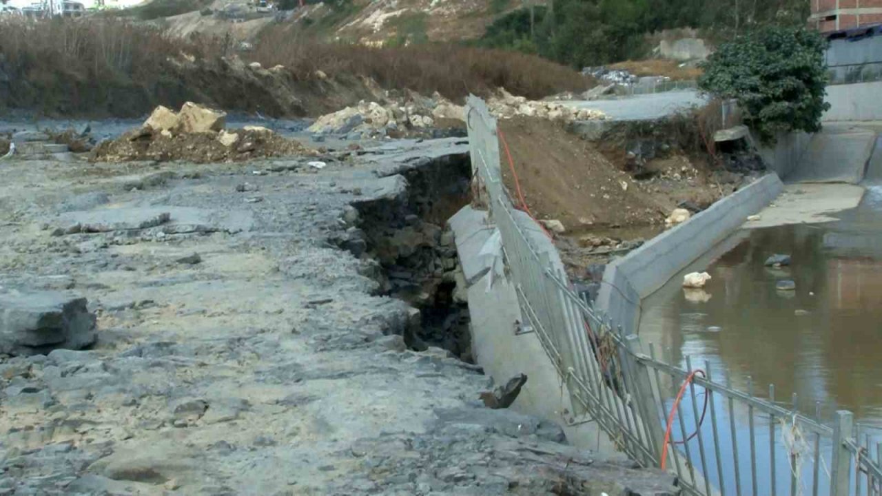 İstanbul’da felaketin üzerinden 5 gün geçti, çöken dere yatağında çalışma başlatılmadı