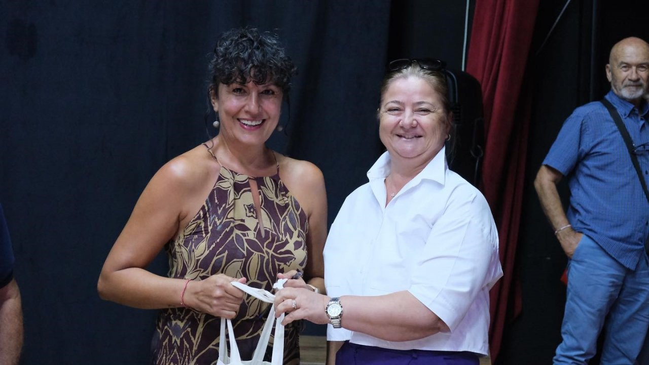 En güzel şiirler Ayvalık’ta buluştu