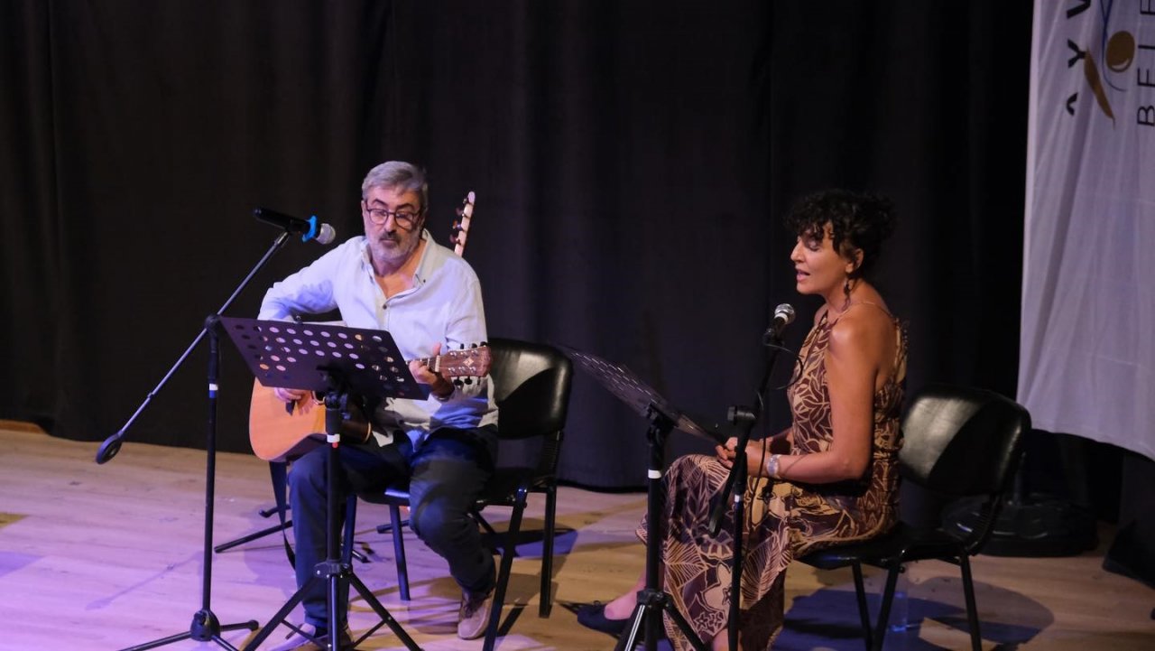 En güzel şiirler Ayvalık’ta buluştu