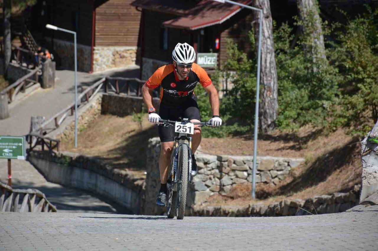 13. Uluslararası Dağ Bisiklet Yarışları’nda kazananlar belli oldu