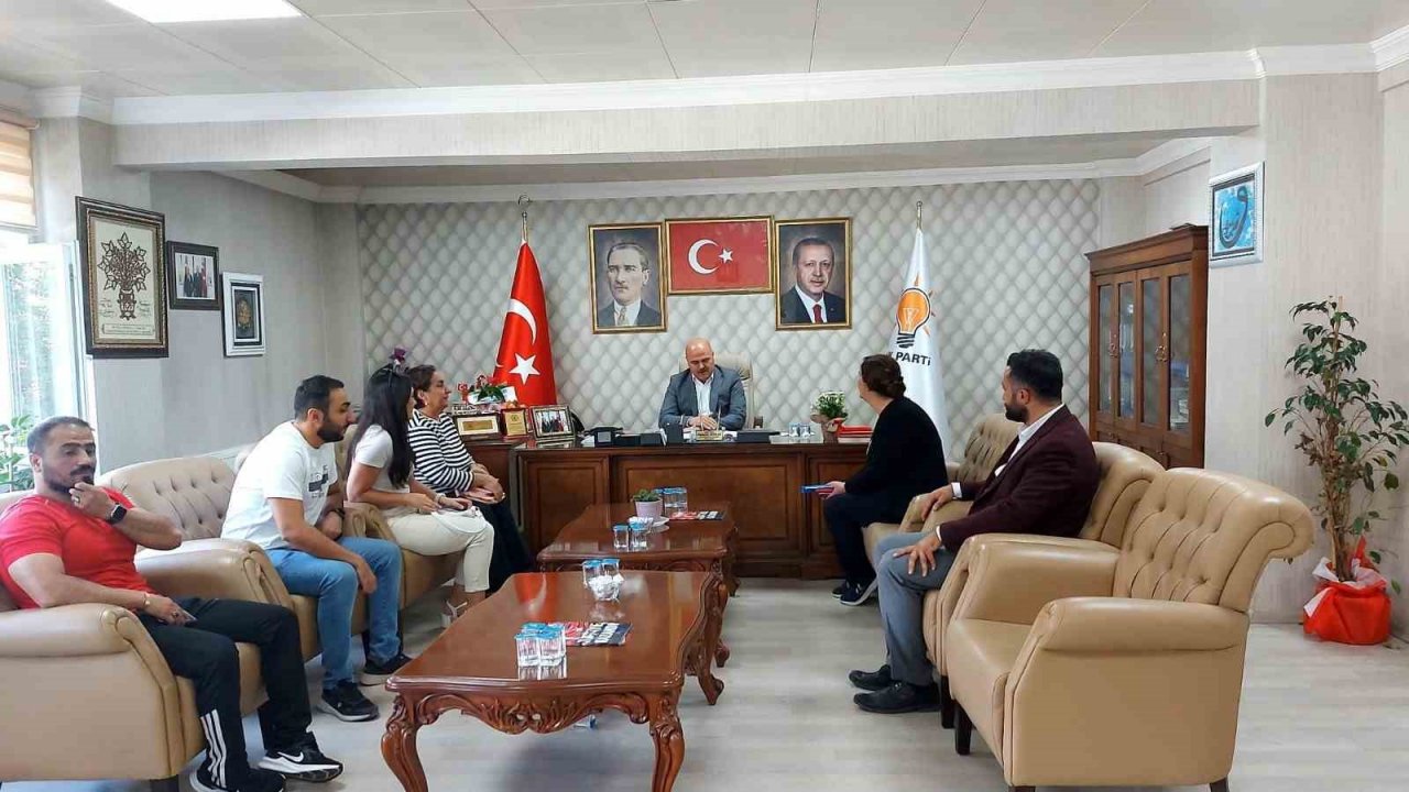 Kars AK Parti İl Başkanı Sancar, vatandaşlar dinledi