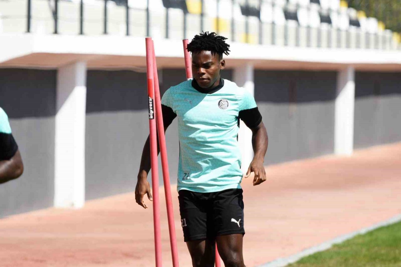 Manisa FK, Giresunspor maçı hazırlıklarını sürdürdü