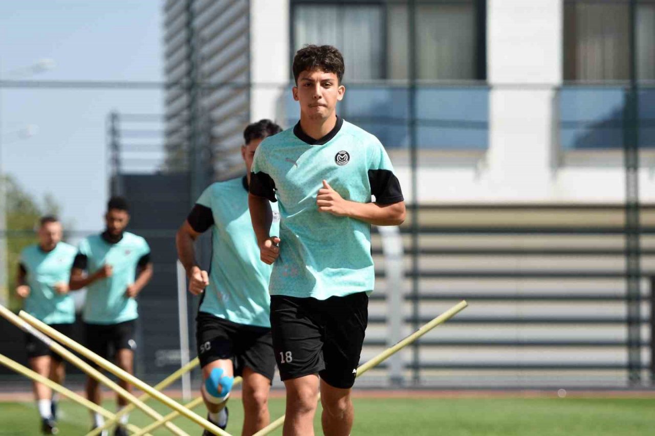 Manisa FK, Giresunspor maçı hazırlıklarını sürdürdü