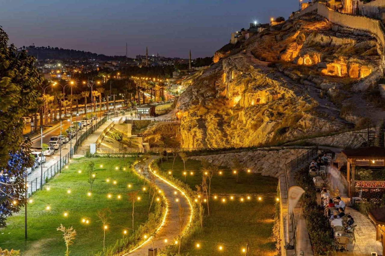 Vatandaşlar Kızılkoyun’a akın ediyor