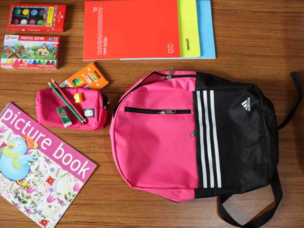 Yalova Belediyesi’nden ihtiyaç sahibi öğrencilere destek