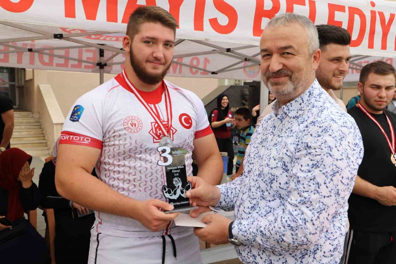 19 Mayıs’ta bilek güreşi müsabakaları