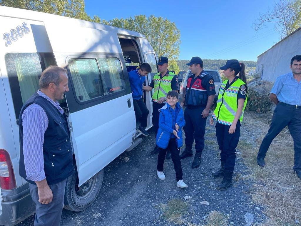 Kastamonu’dan okul servis araçlarına denetim