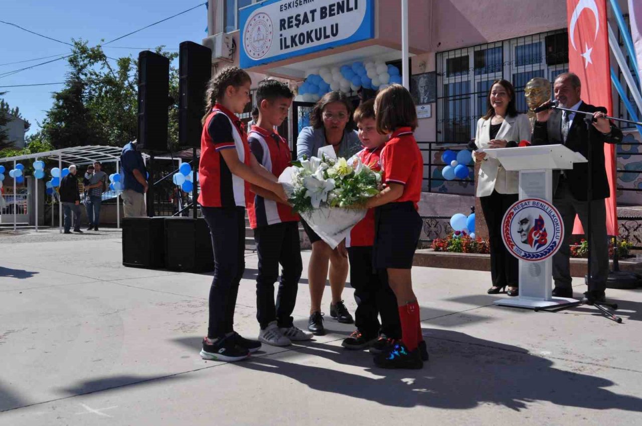 Eskişehir’de öğrenciler okullarına kavuştu