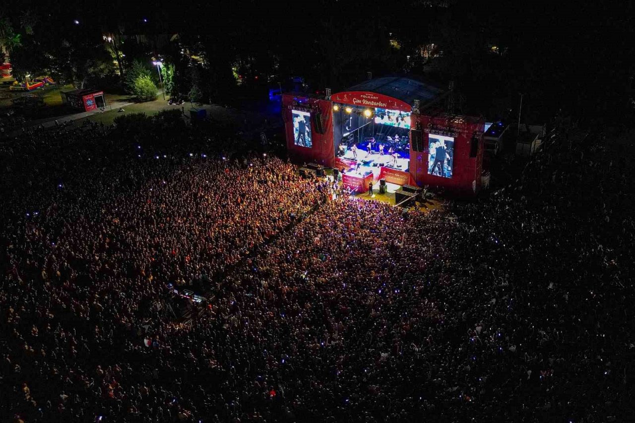 92. İzmir Enternasyonal Fuarı’nda finali Haluk Levent yaptı