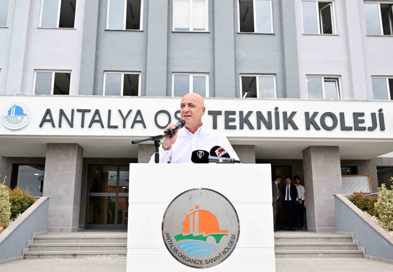 Antalya OSB Teknik Koleji’nde ilk ders zili çaldı