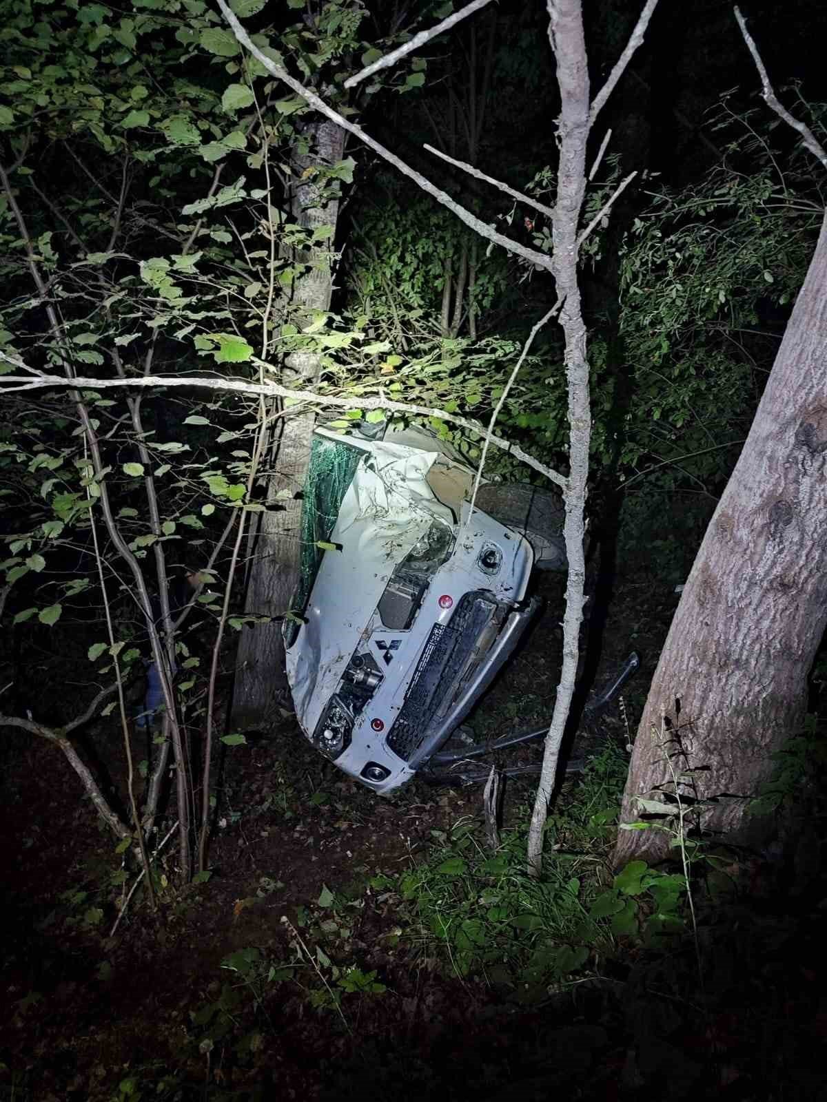 Artvin’de trafik kazası: 1 ölü, 2 yaralı