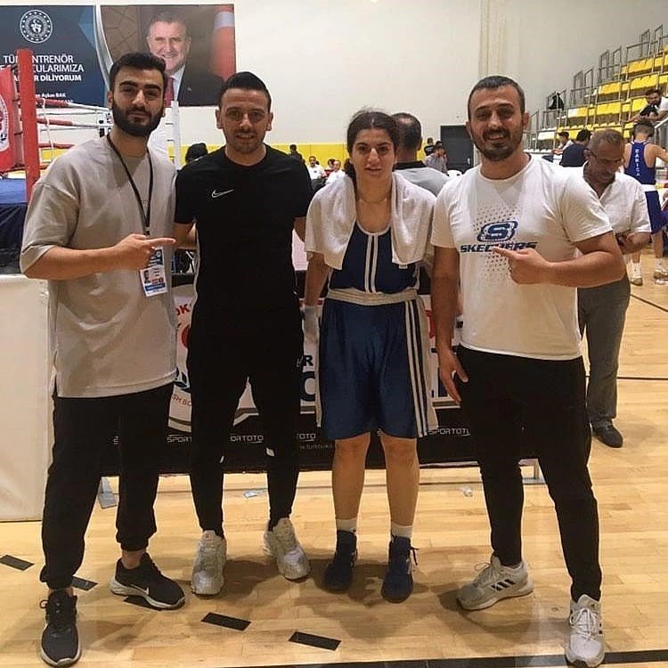 Demir yumruk Meryem, Türkiye ikincisi oldu