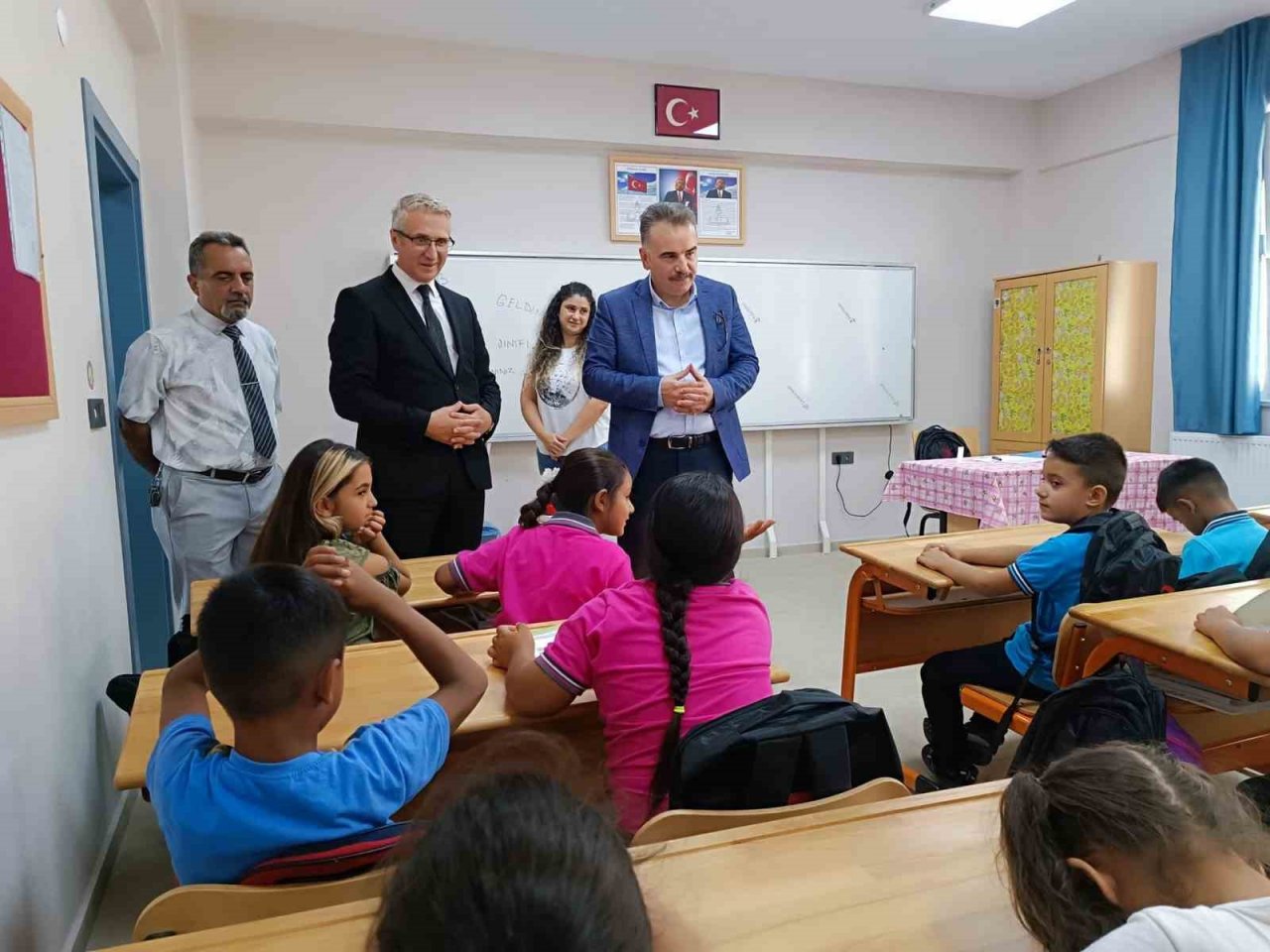 Edremit’te ilk ders zili çaldı