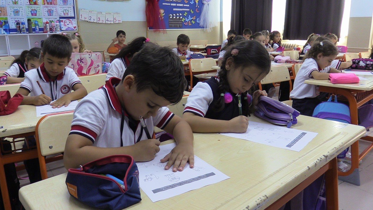 Bandırma’da Eğitim Öğretim yılının ilk ders zili çaldı