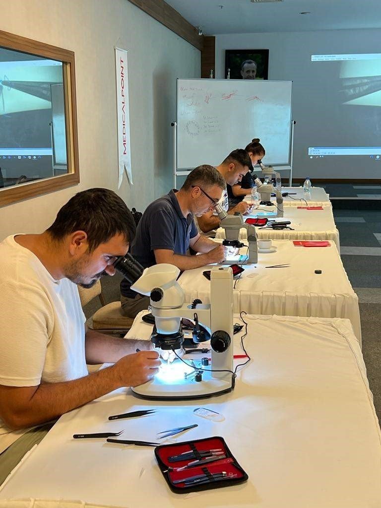 Medical Point’te, mikrovasküler bypass eğitimi