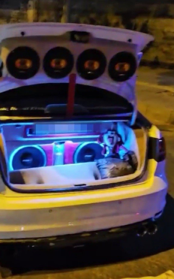 Çevreyi rahatsız eden 2 bin 656 araca ceza