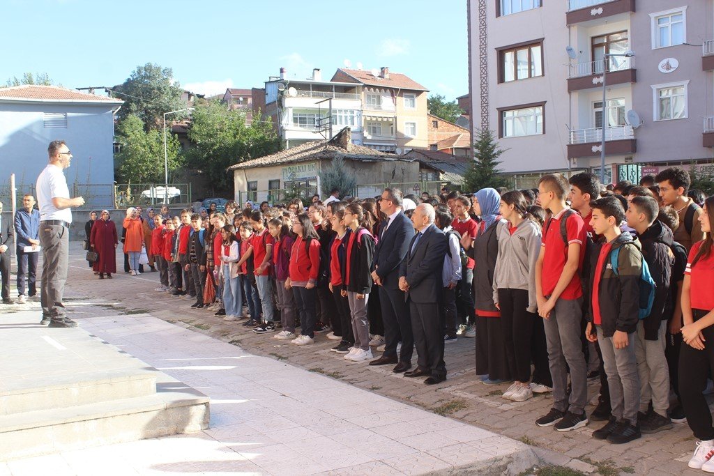 Sungurlu’da öğrenciler ders başı yaptı