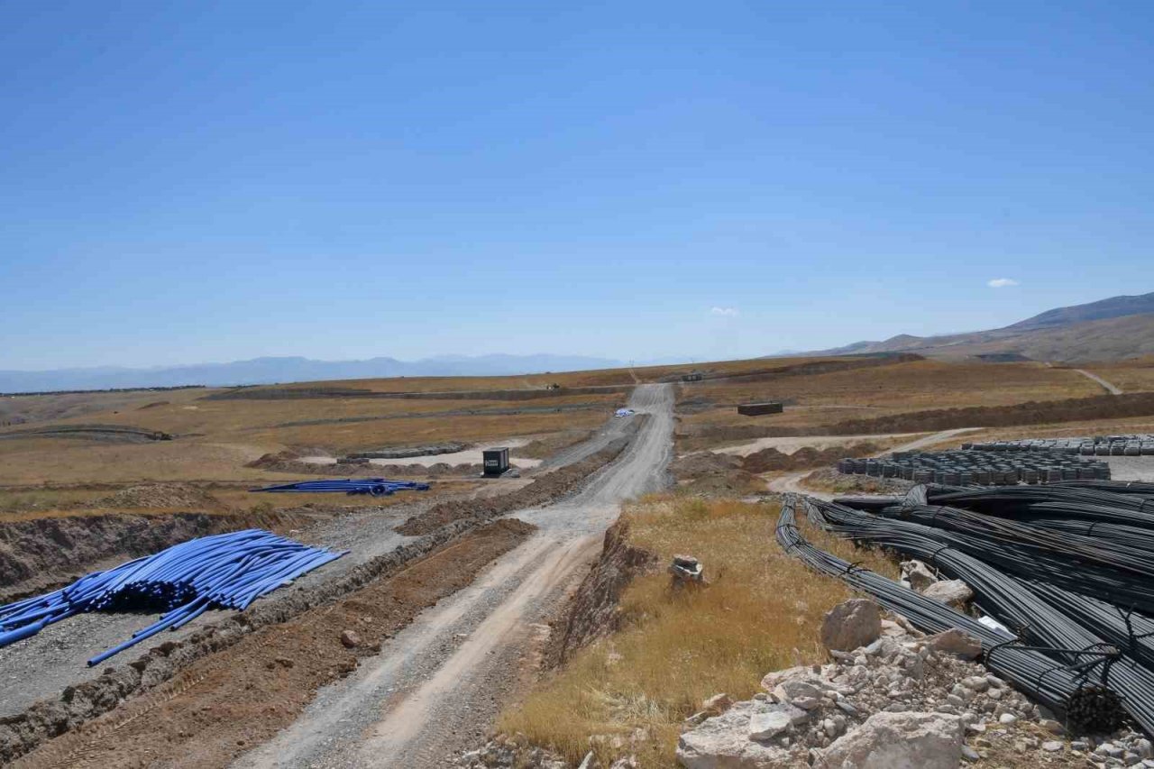 Doğu’nun en büyük Tarıma Dayalı İhtisas (BESİ) OSB’si Malatya’ya kuruluyor