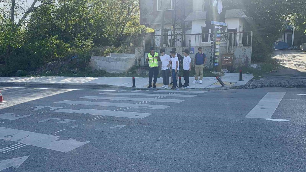 Jandarma’dan eğitim - öğretim döneminin ilk gününde sıkı denetim