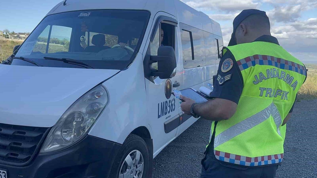 Jandarma’dan eğitim - öğretim döneminin ilk gününde sıkı denetim