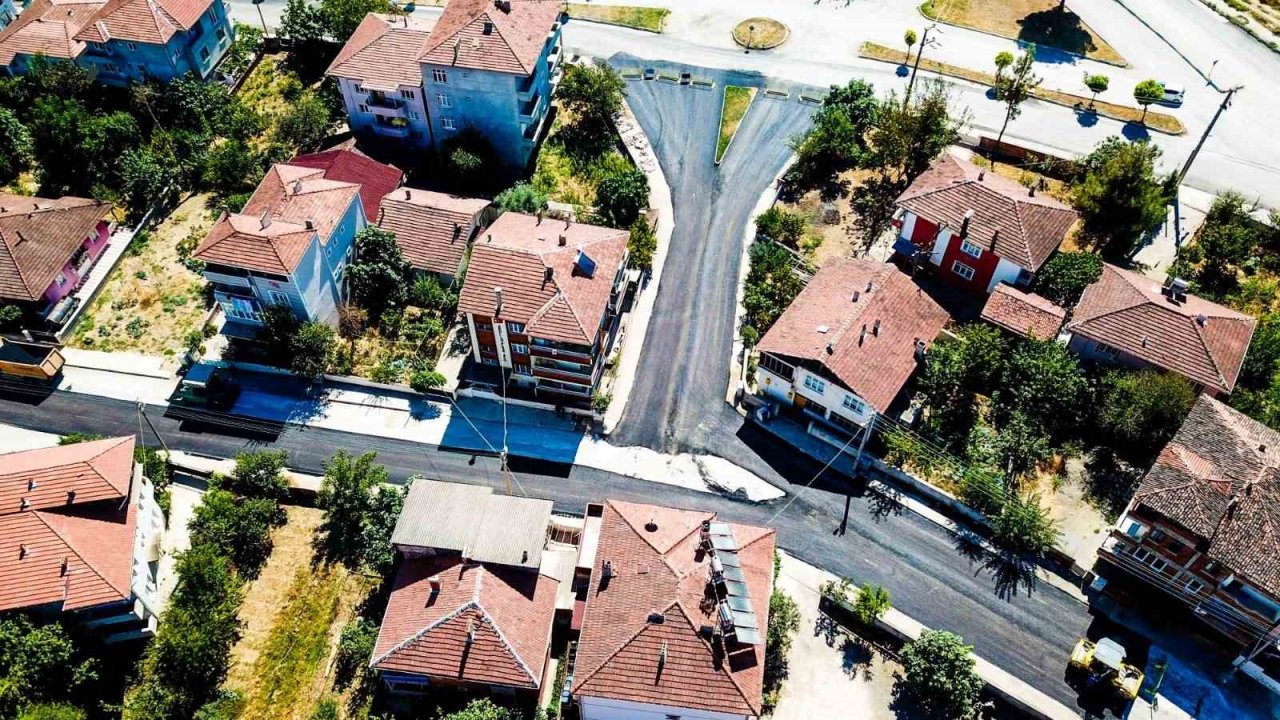 Erbaa belediyesi çalışanlarına hız kesmeden devam ediyor