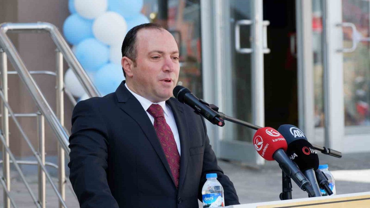 Erzurum’da ilk ders zili çaldı