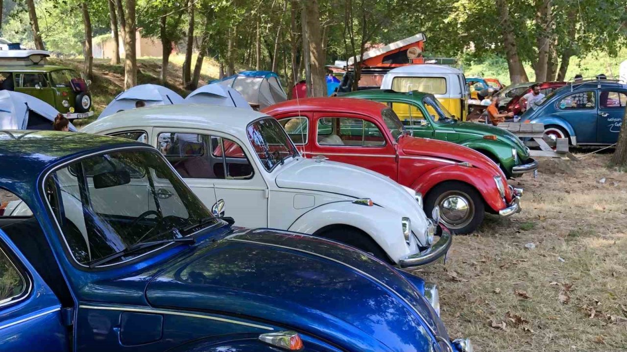 Şile’de renkli Vosvos araçlar bir araya geldi