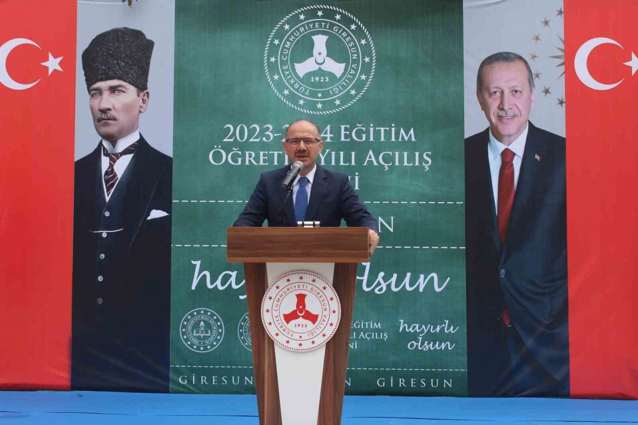 Giresun’da ilk ders zili çaldı