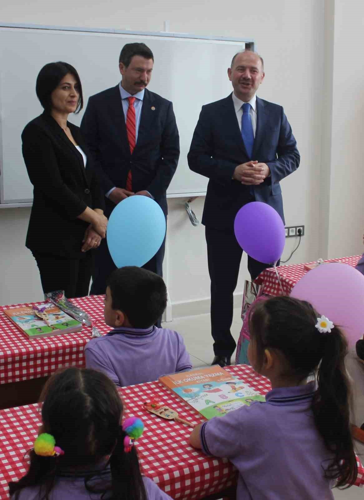 Giresun’da ilk ders zili çaldı