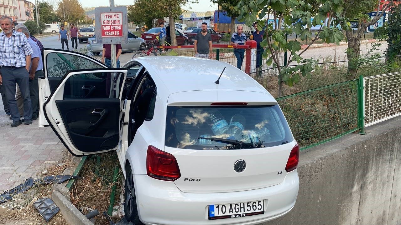 Gönen’de trafik kazasında 1 kişi yaralandı
