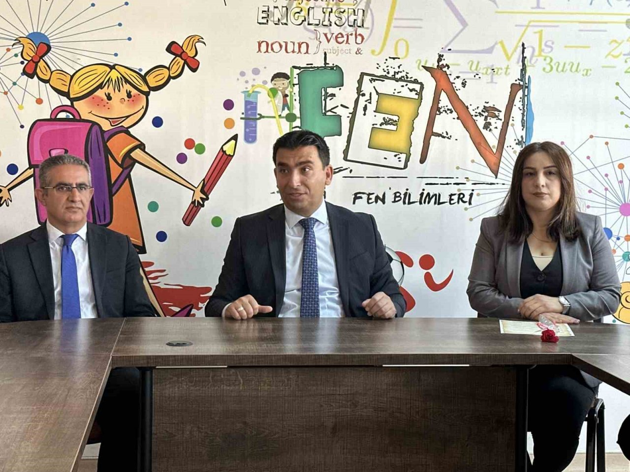 Yüksekova’da ders zili çaldı