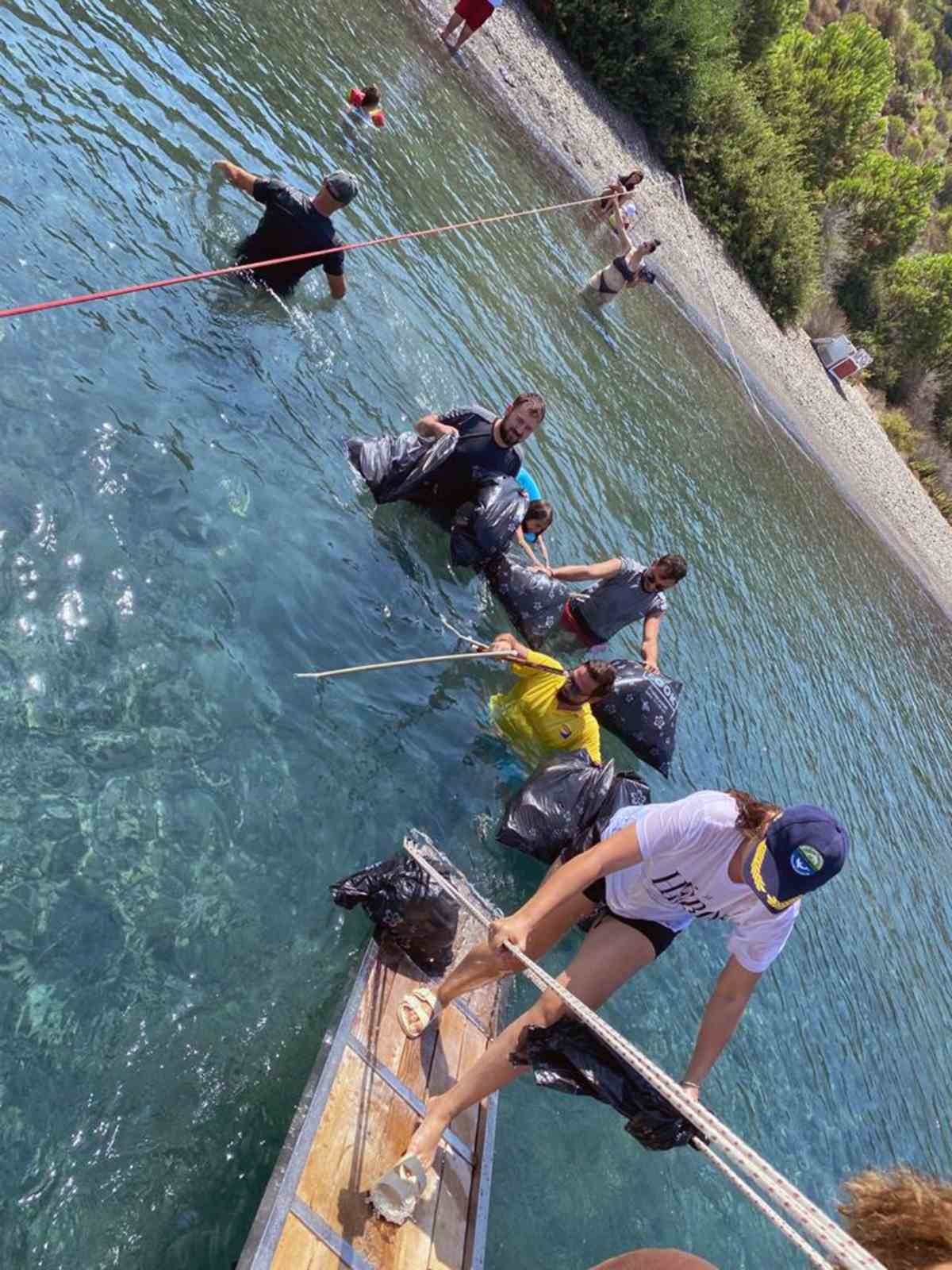 Fethiye’de kıyı temizliği