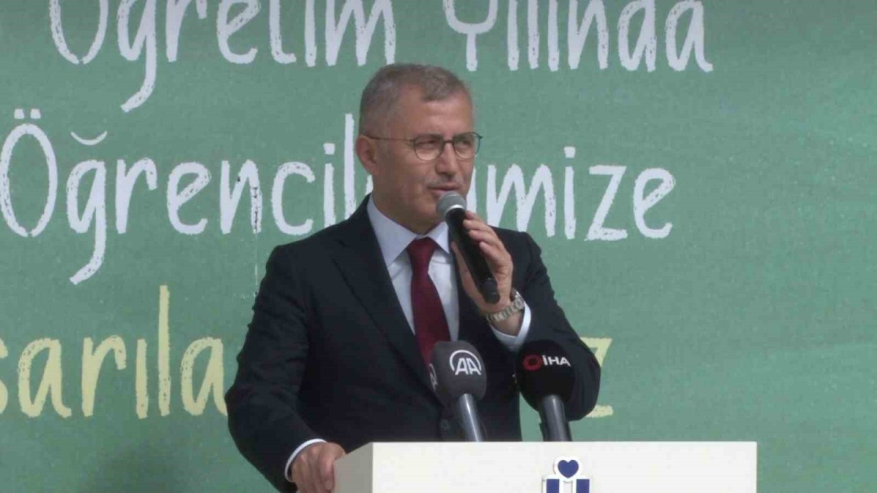 Üsküdar yeni öğretim yılına Şehit Mustafa Cambaz İlkokulu açılışıyla başladı
