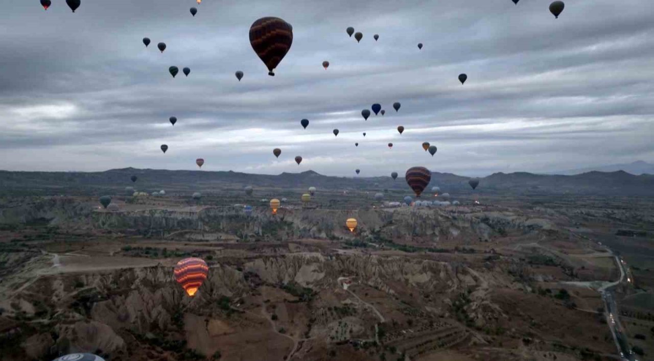 İHA muhabiri Ahmet Faruk Sarıkoç’a Kapadokya görüntüsü ile ödül