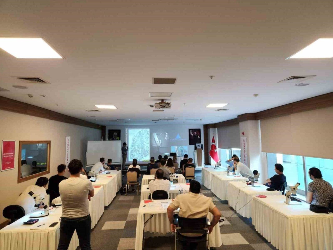 Medical Point’te, mikrovasküler bypass eğitimi