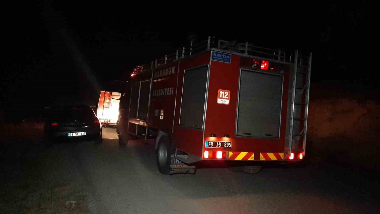 Hayvana çarpmamak için 52 metrelik uçurumdan yuvarlandı : 2 yaralı