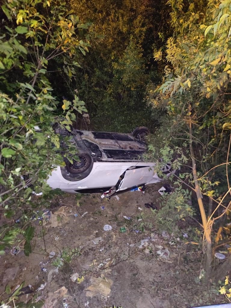 Bisikletliye çarpmamak için Filyos Çayı’na uçtu: 3 yaralı