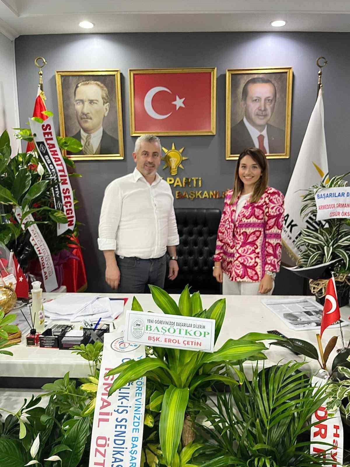 Karesi’de Başkan Hakan Aka’ya vatandaşlardan tebrik