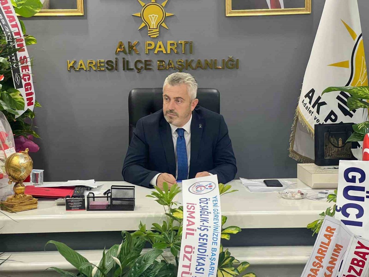 Karesi’de Başkan Hakan Aka’ya vatandaşlardan tebrik