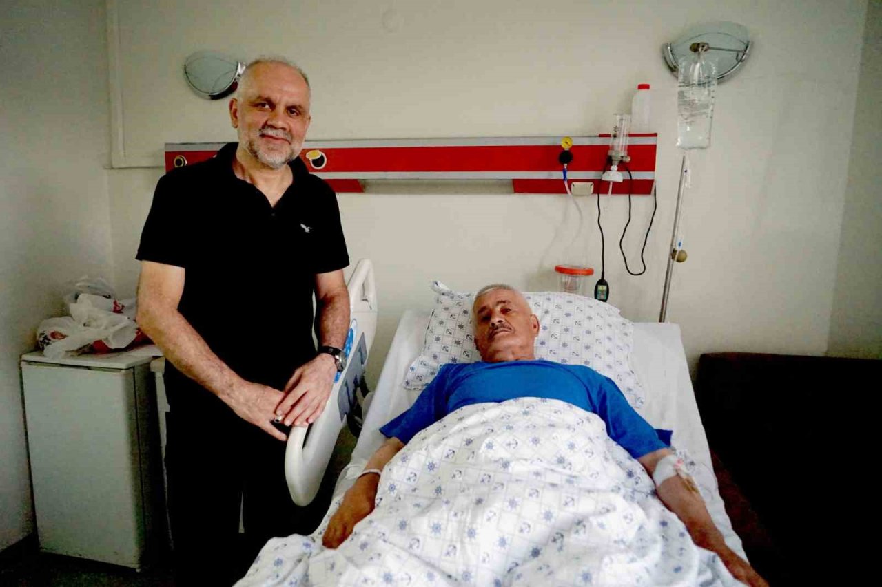 ’Kendi üşer’ diyerek 9 yıldır taşıdığı yumurta büyüklüğündeki taştan ameliyatla kurtuldu