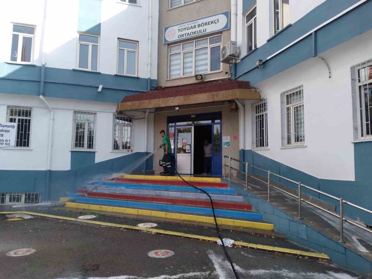 Keçiören’de yeni eğitim dönemi için okullar temizlendi