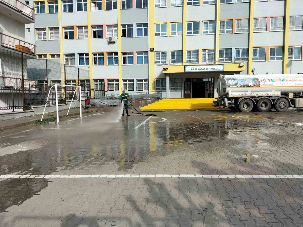 Keçiören’de yeni eğitim dönemi için okullar temizlendi