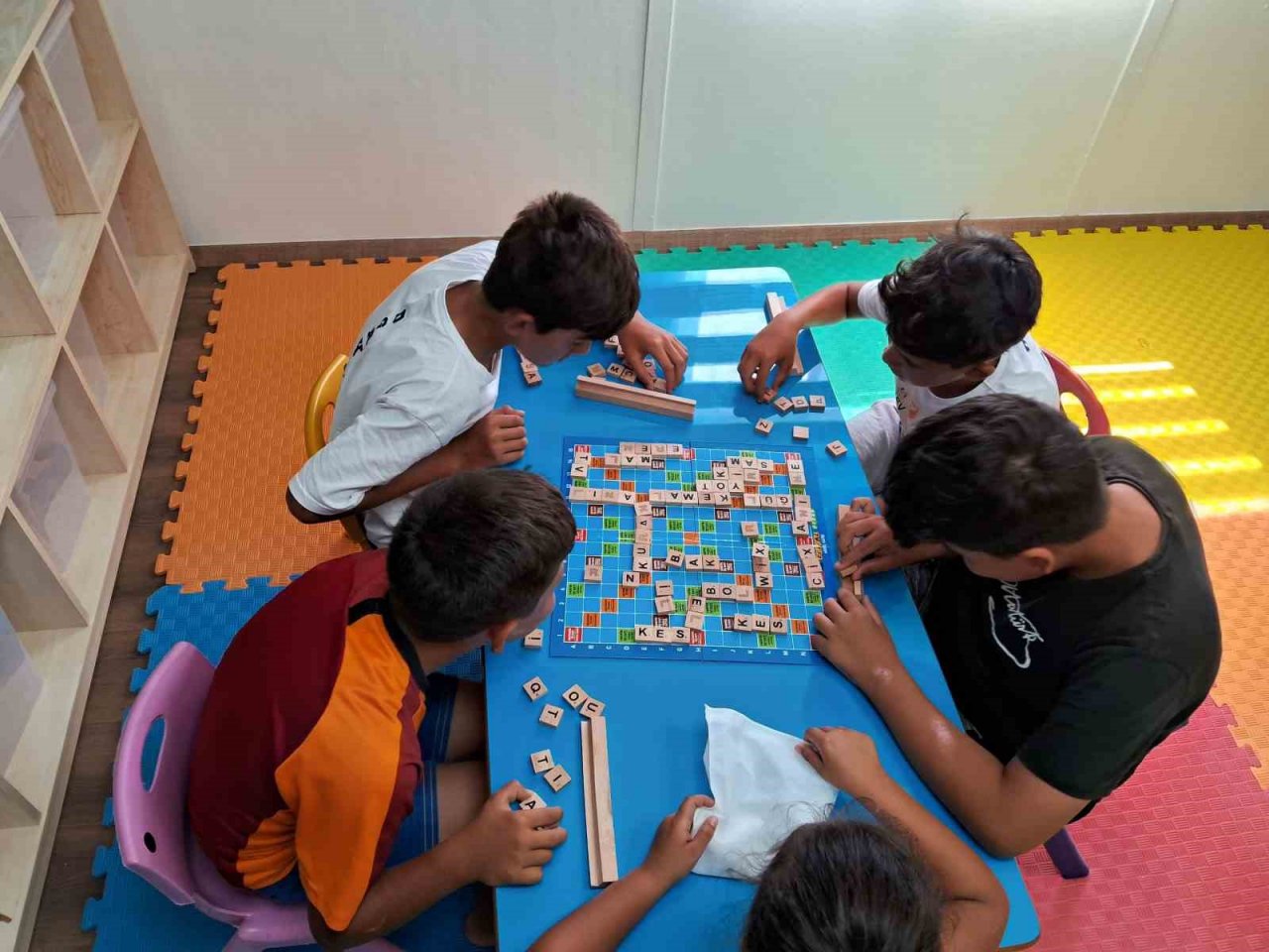 Akkök Holding, Toplum Gönüllüleri Vakfı ile Destek Merkezi kurdu