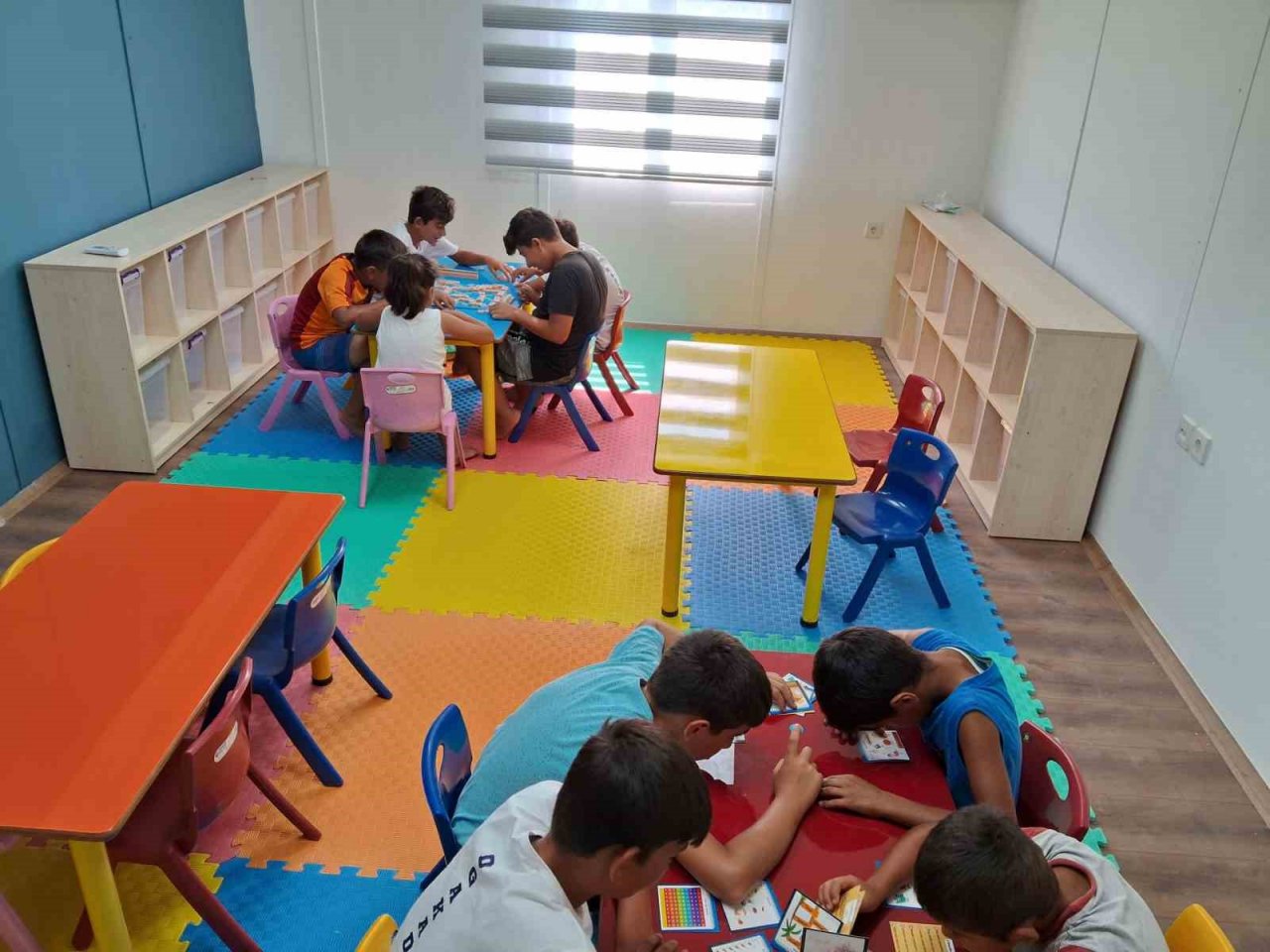 Akkök Holding, Toplum Gönüllüleri Vakfı ile Destek Merkezi kurdu