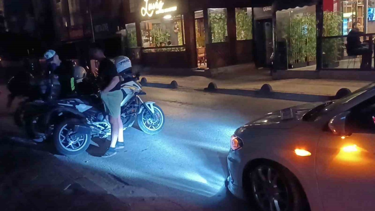 Plakasız sürücü cezadan kurtulamadı