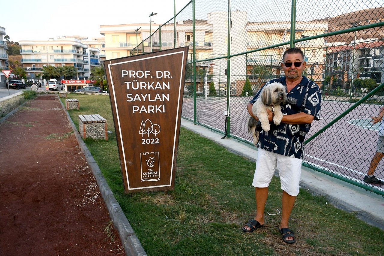 Kuşadası’nda park ve yeşil alanlar kent sakinlerinin gözdesi oldu